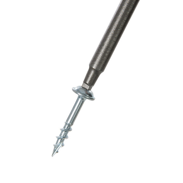 Features 6.3mm (1/4") hex shank