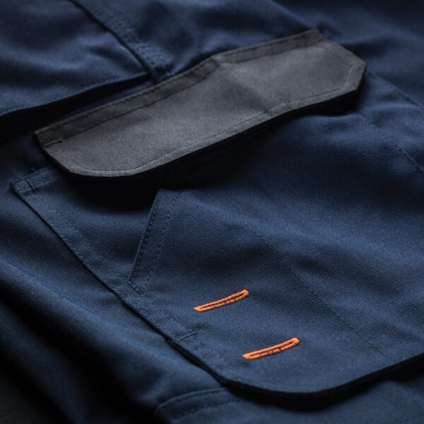 Front bellowed patch pockets